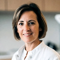 Portrait de Sophie, dentiste libérale utilisant ActiPay