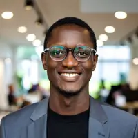 Directeur d'agence de communication pilotant sa trésorerie avec ActiPay